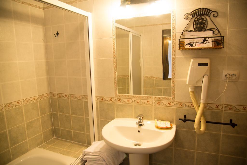 Hostal Hueso Trujillo Ngoại thất bức ảnh