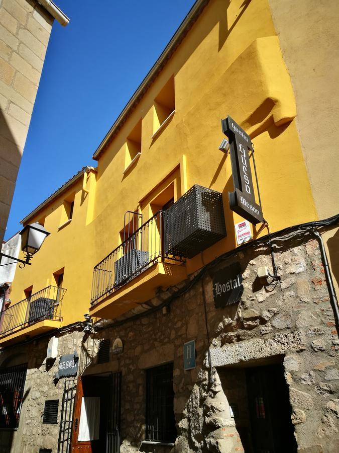 Hostal Hueso Trujillo Ngoại thất bức ảnh