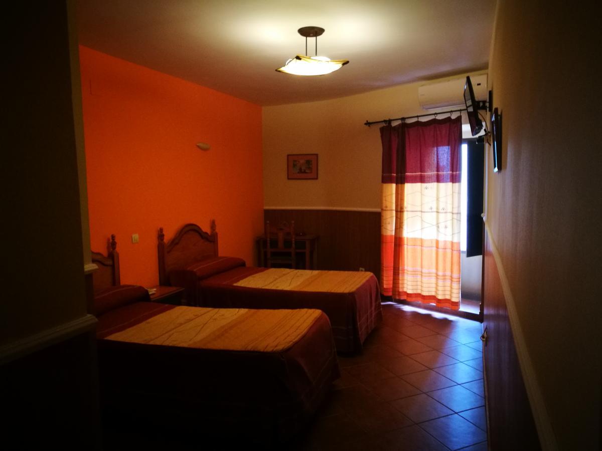 Hostal Hueso Trujillo Ngoại thất bức ảnh