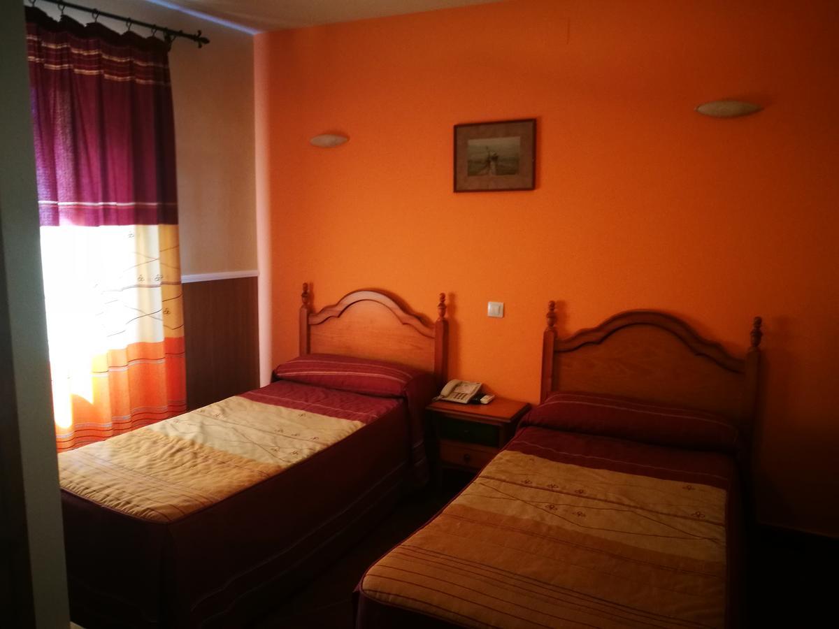 Hostal Hueso Trujillo Ngoại thất bức ảnh