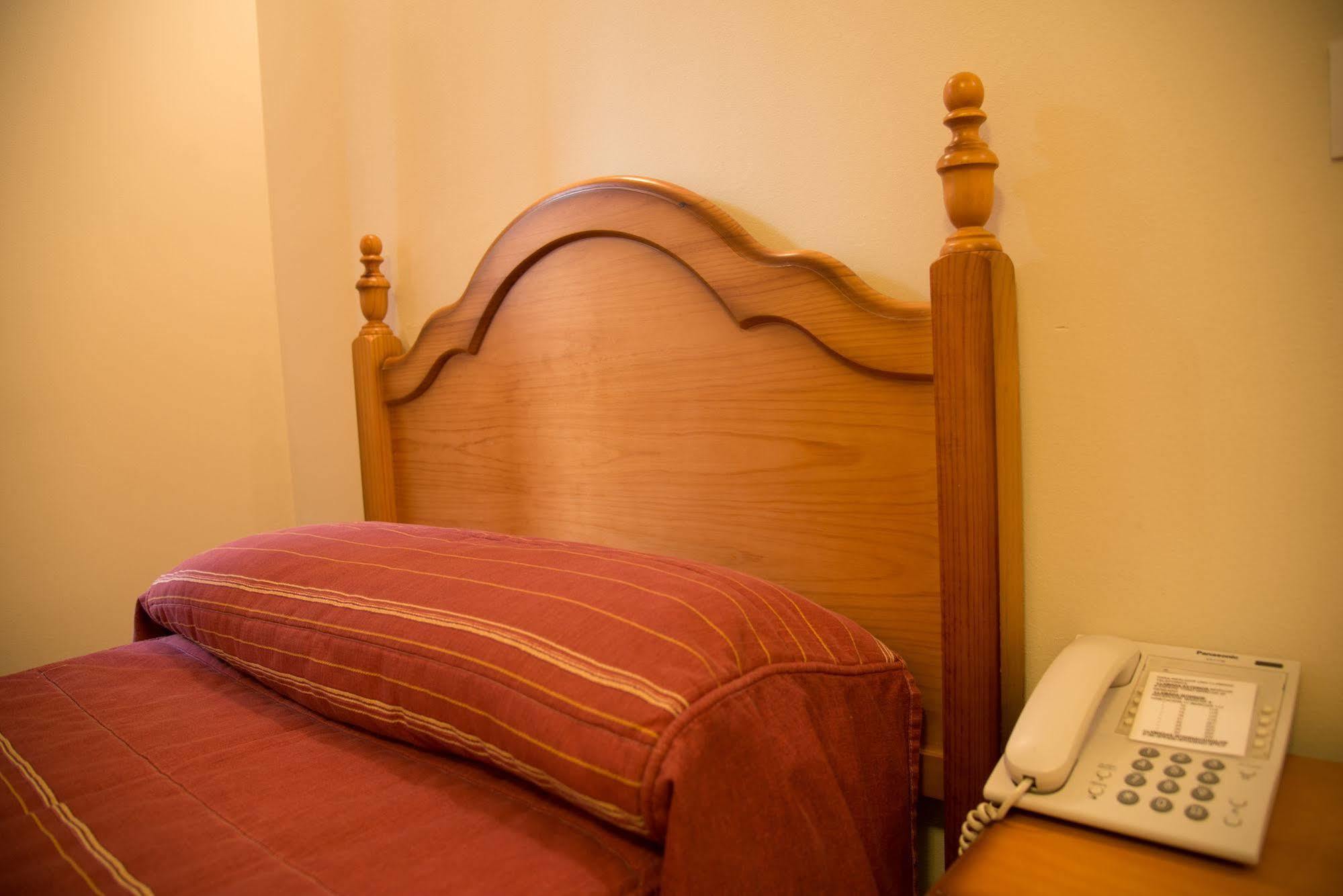 Hostal Hueso Trujillo Ngoại thất bức ảnh