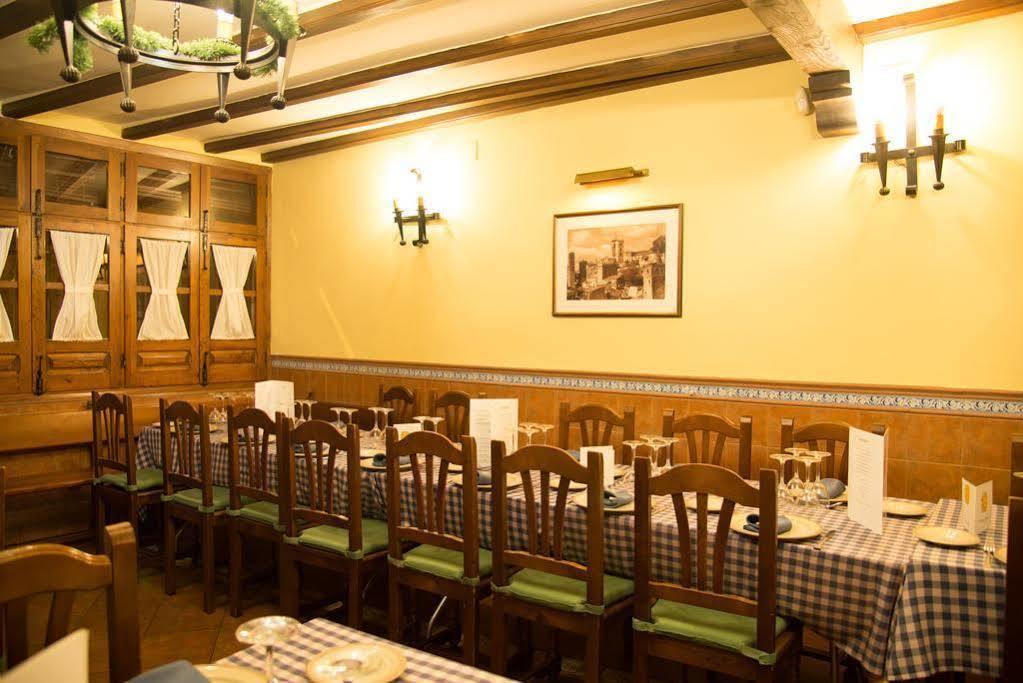 Hostal Hueso Trujillo Ngoại thất bức ảnh