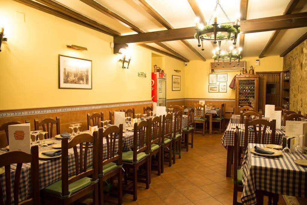 Hostal Hueso Trujillo Ngoại thất bức ảnh